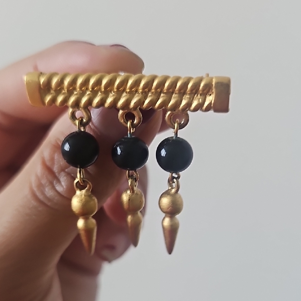 Vintage Elegant Gold and Black Dangle Earrings